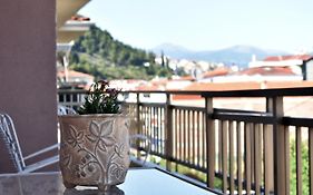 Κεντρικό και ευρύχωρο οροφοδιαμέρισμα
